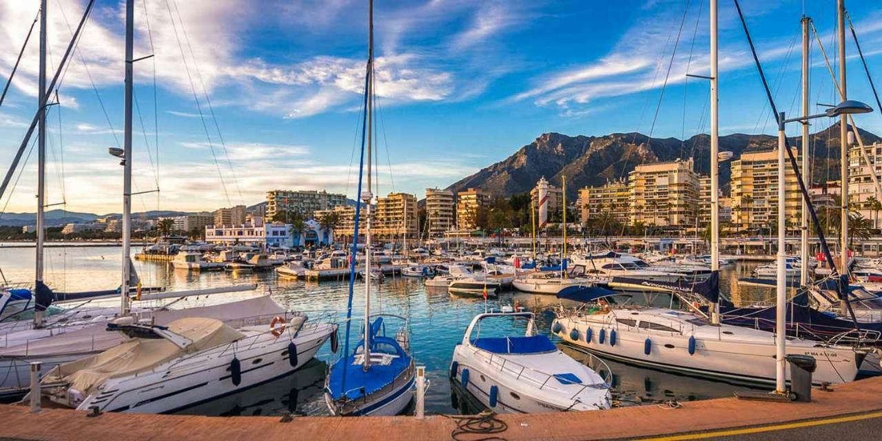 Marbella First Line Beach Екстериор снимка